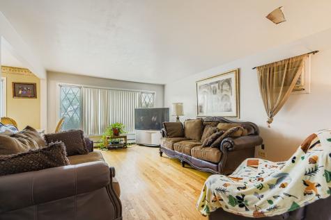 9045 South Sacramento Avenue Evergreen Park IL 60805