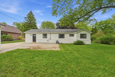 960 Basswood Street Hoffman Estates IL 60169