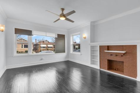 8406 South Oglesby Avenue Chicago IL 60617