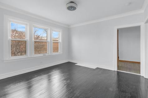 8406 South Oglesby Avenue Chicago IL 60617