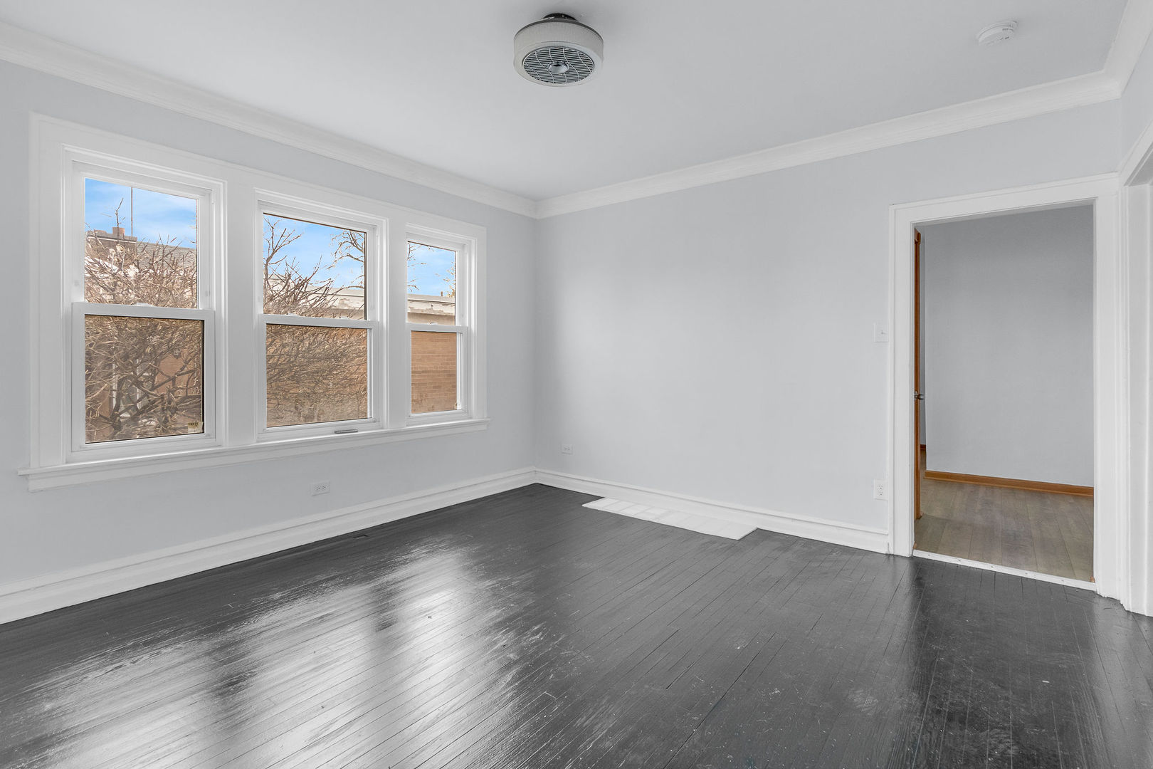 8406 South Oglesby Avenue Chicago IL 60617