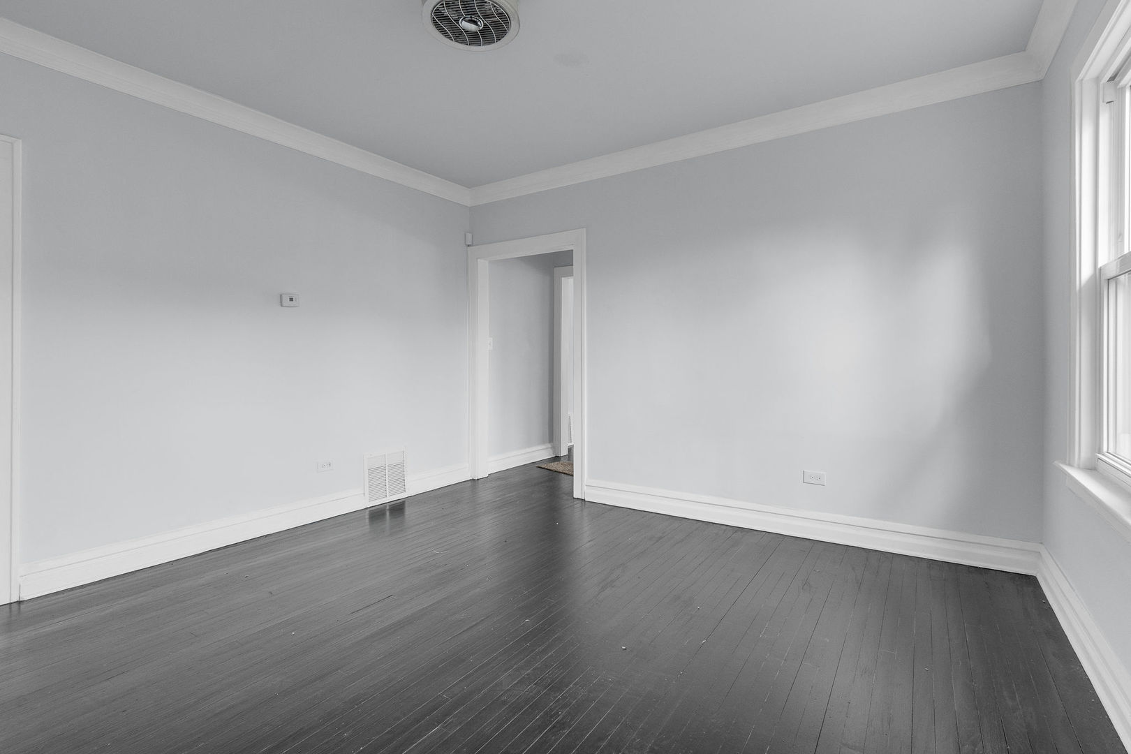 8406 South Oglesby Avenue Chicago IL 60617