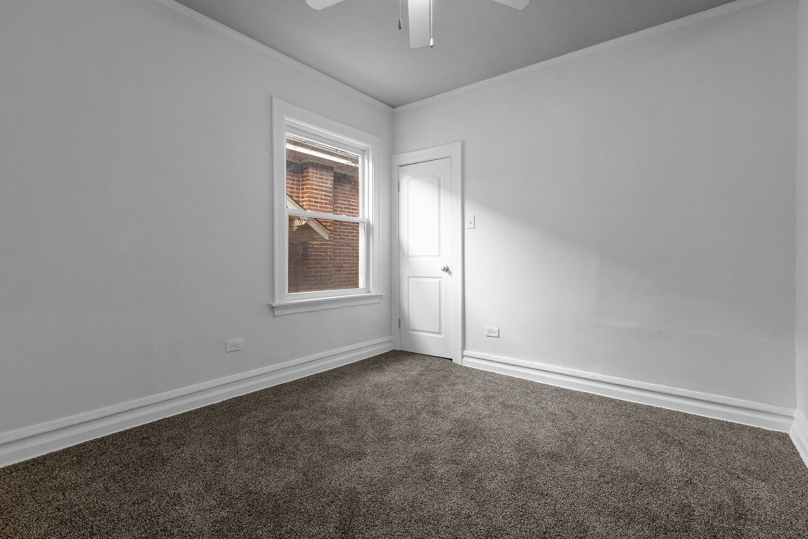 8406 South Oglesby Avenue Chicago IL 60617