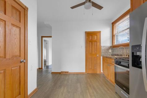 8406 South Oglesby Avenue Chicago IL 60617