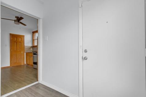 8406 South Oglesby Avenue Chicago IL 60617