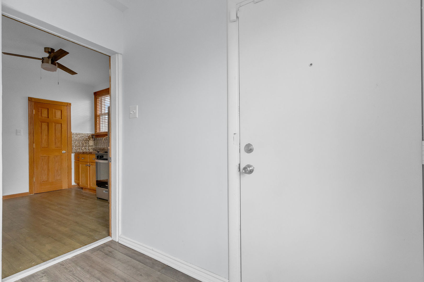 8406 South Oglesby Avenue Chicago IL 60617