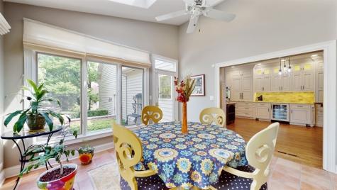 2703 Skyline Drive Crystal Lake IL 60012