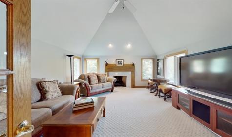 2703 Skyline Drive Crystal Lake IL 60012