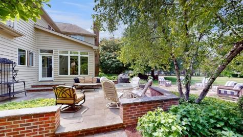 2703 Skyline Drive Crystal Lake IL 60012