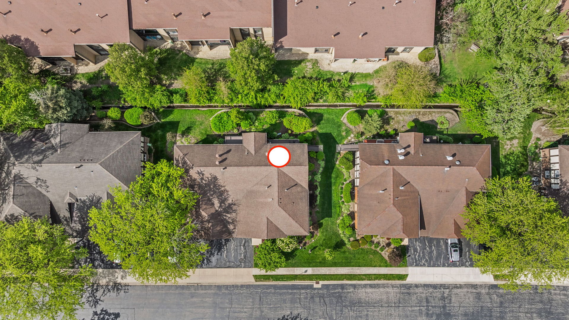 228 Brookside Lane Willowbrook IL 60527