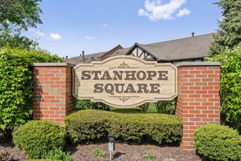 228 Brookside Lane Willowbrook IL 60527