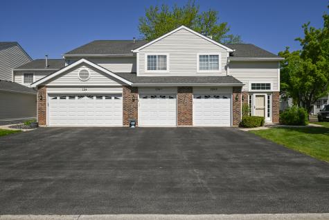 126 Winchester Drive Streamwood IL 60107