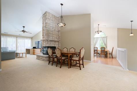 126 Winchester Drive Streamwood IL 60107