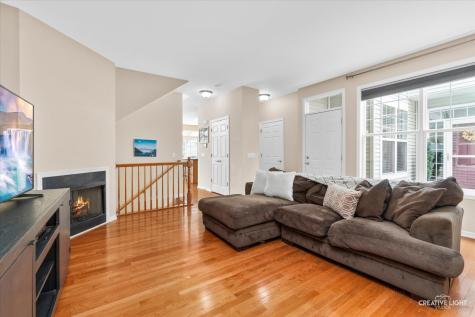 1005 Hummingbird Way Bartlett IL 60103