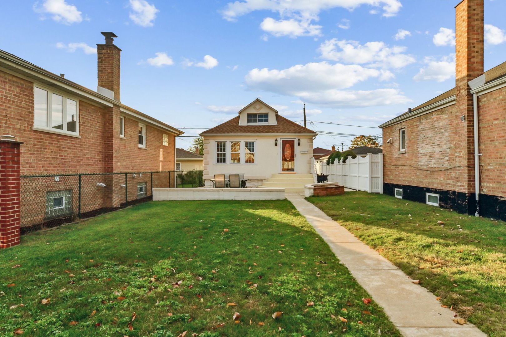 5536 South Normandy Avenue Chicago IL 60638