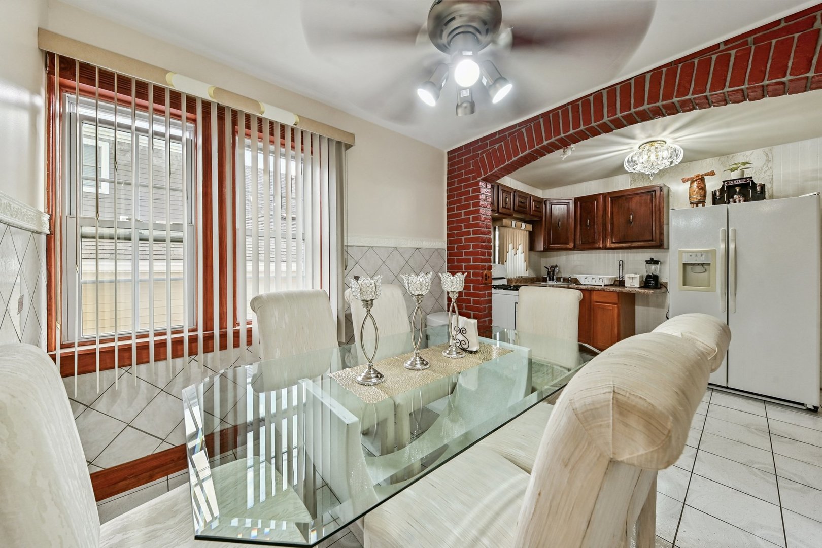 5536 South Normandy Avenue Chicago IL 60638