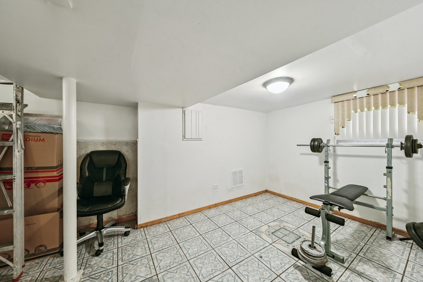 5536 South Normandy Avenue Chicago IL 60638