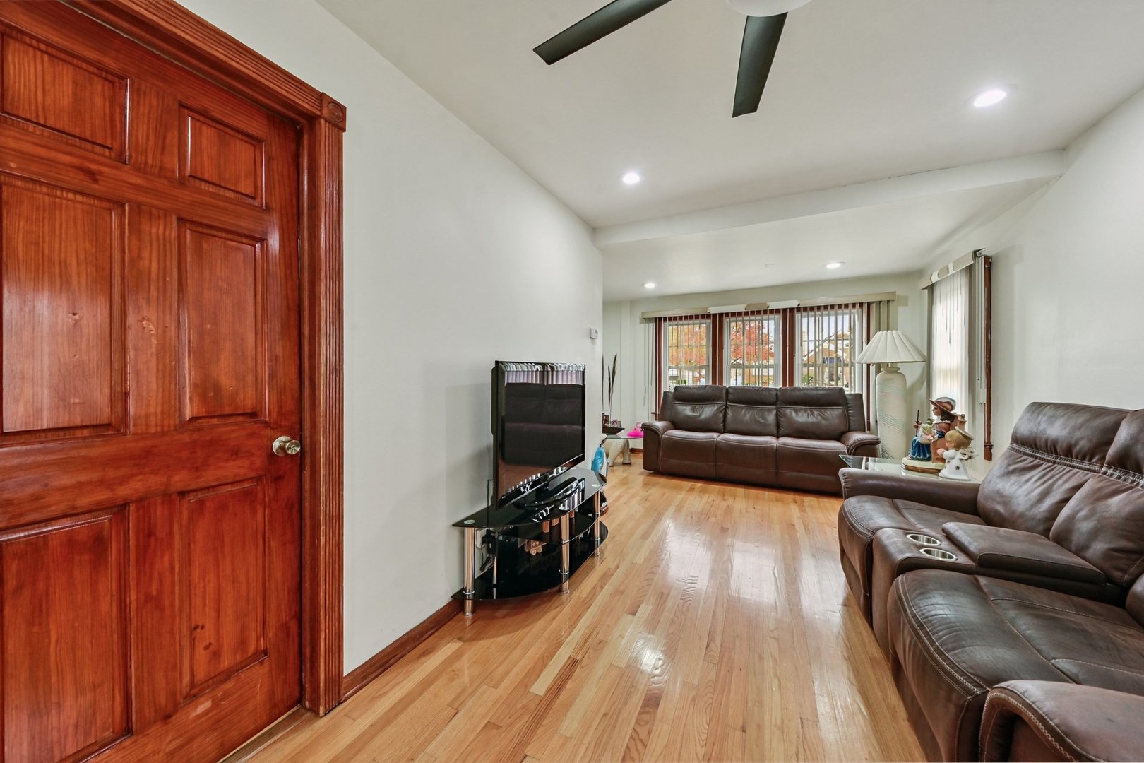 5536 South Normandy Avenue Chicago IL 60638