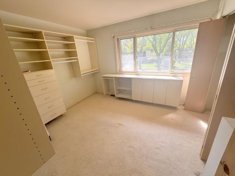 1935 Birch Road Northbrook IL 60062