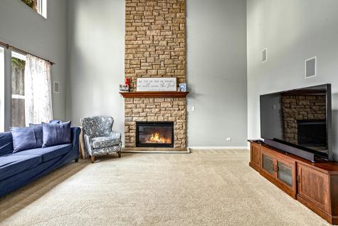 184 Primrose Lane Bartlett IL 60103