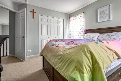 184 Primrose Lane Bartlett IL 60103