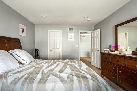 184 Primrose Lane Bartlett IL 60103