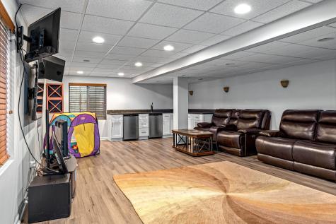 184 Primrose Lane Bartlett IL 60103