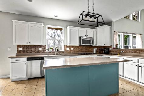 184 Primrose Lane Bartlett IL 60103