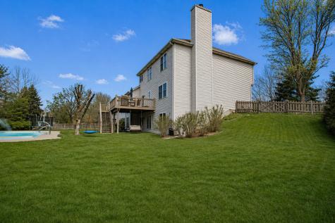 3 Blackwolf Court Algonquin IL 60102