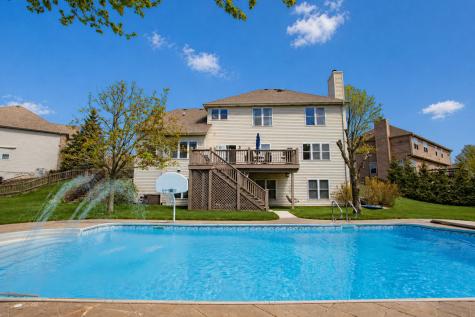 3 Blackwolf Court Algonquin IL 60102