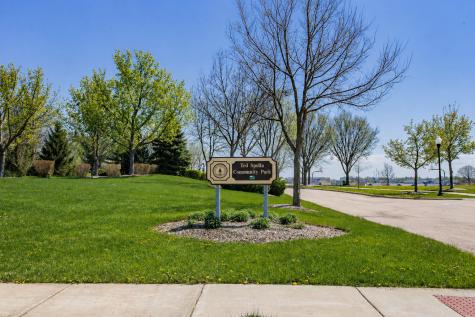 3 Blackwolf Court Algonquin IL 60102