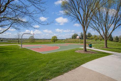 3 Blackwolf Court Algonquin IL 60102