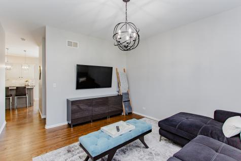 3 Blackwolf Court Algonquin IL 60102
