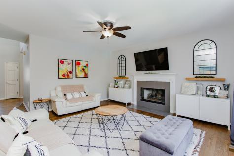3 Blackwolf Court Algonquin IL 60102