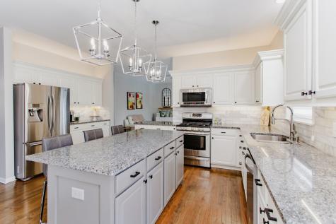 3 Blackwolf Court Algonquin IL 60102