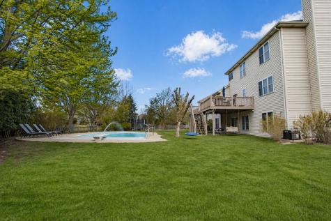 3 Blackwolf Court Algonquin IL 60102