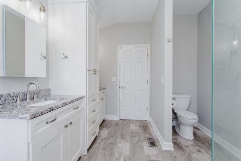 3 Blackwolf Court Algonquin IL 60102