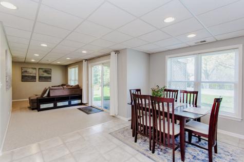 3 Blackwolf Court Algonquin IL 60102