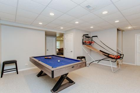 3 Blackwolf Court Algonquin IL 60102