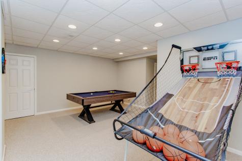 3 Blackwolf Court Algonquin IL 60102