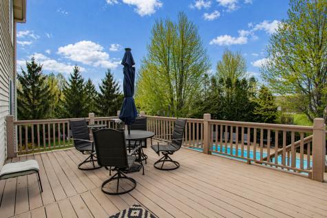 3 Blackwolf Court Algonquin IL 60102