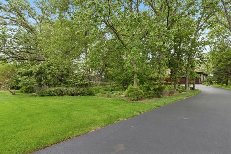 26073 West Laurel Court Wauconda IL 60084