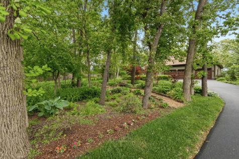 26073 West Laurel Court Wauconda IL 60084