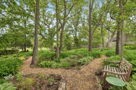 26073 West Laurel Court Wauconda IL 60084
