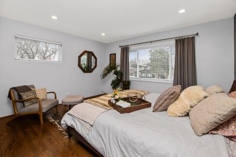 6323 North Kirkwood Avenue Chicago IL 60646
