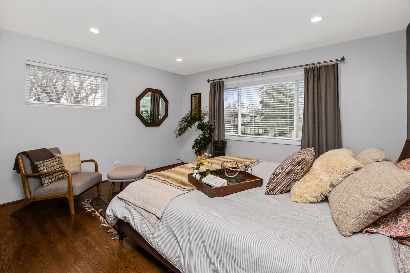 6323 North Kirkwood Avenue Chicago IL 60646