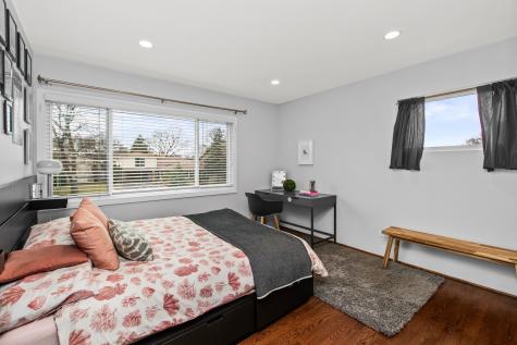 6323 North Kirkwood Avenue Chicago IL 60646