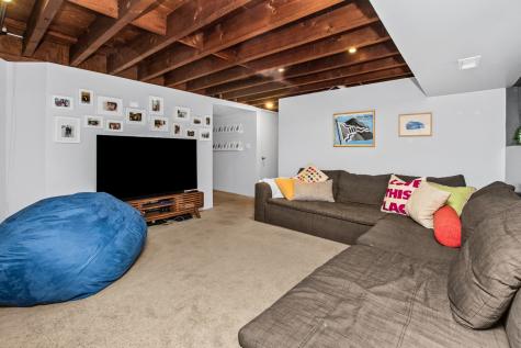 6323 North Kirkwood Avenue Chicago IL 60646