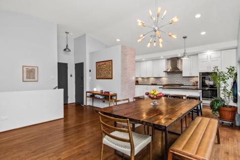 6323 North Kirkwood Avenue Chicago IL 60646