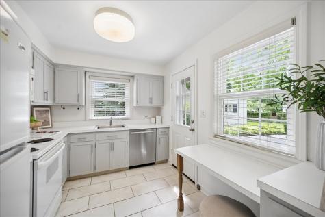 712 Juniper Road Glenview IL 60025